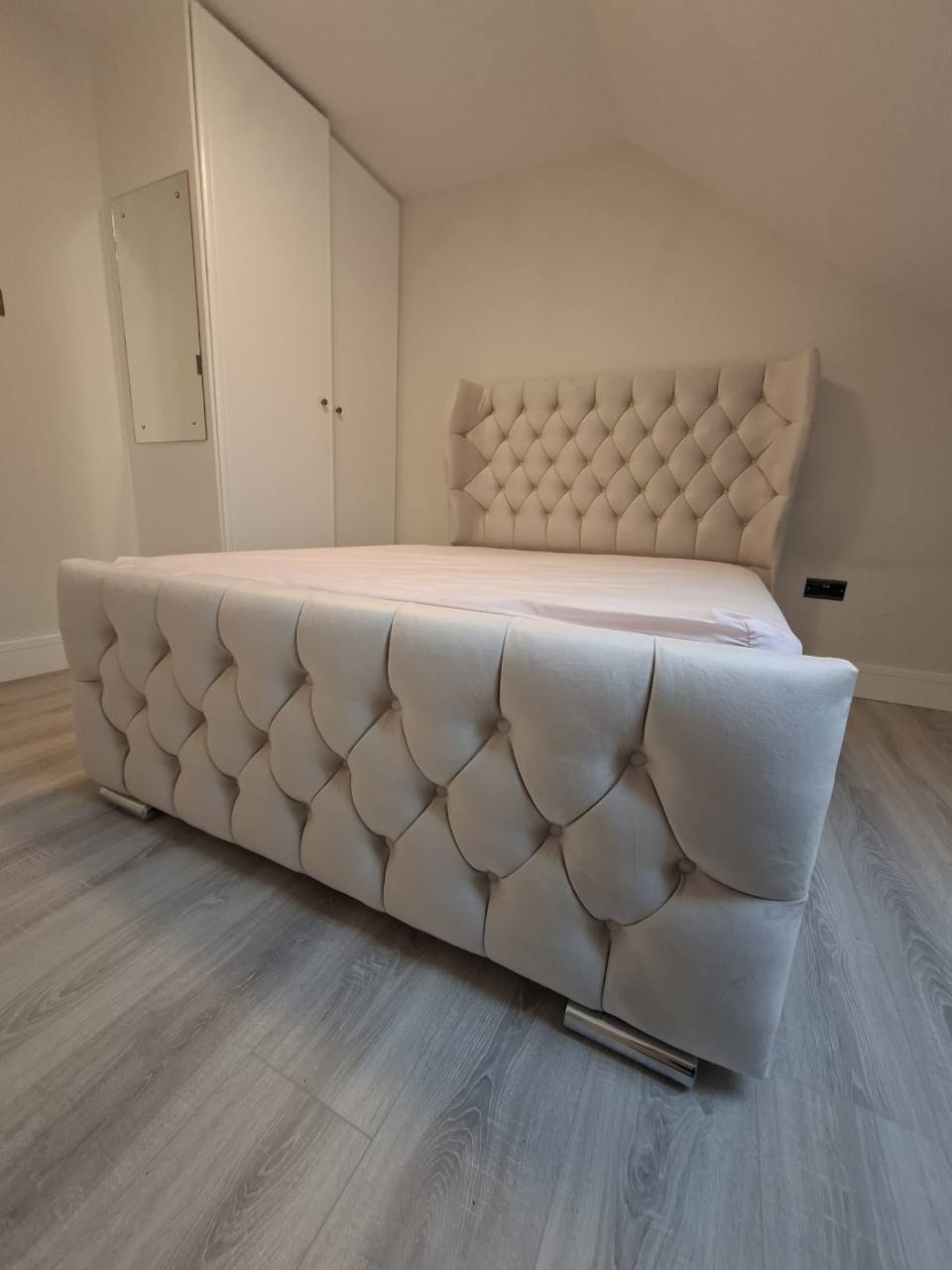 Oxford Wingback Bed