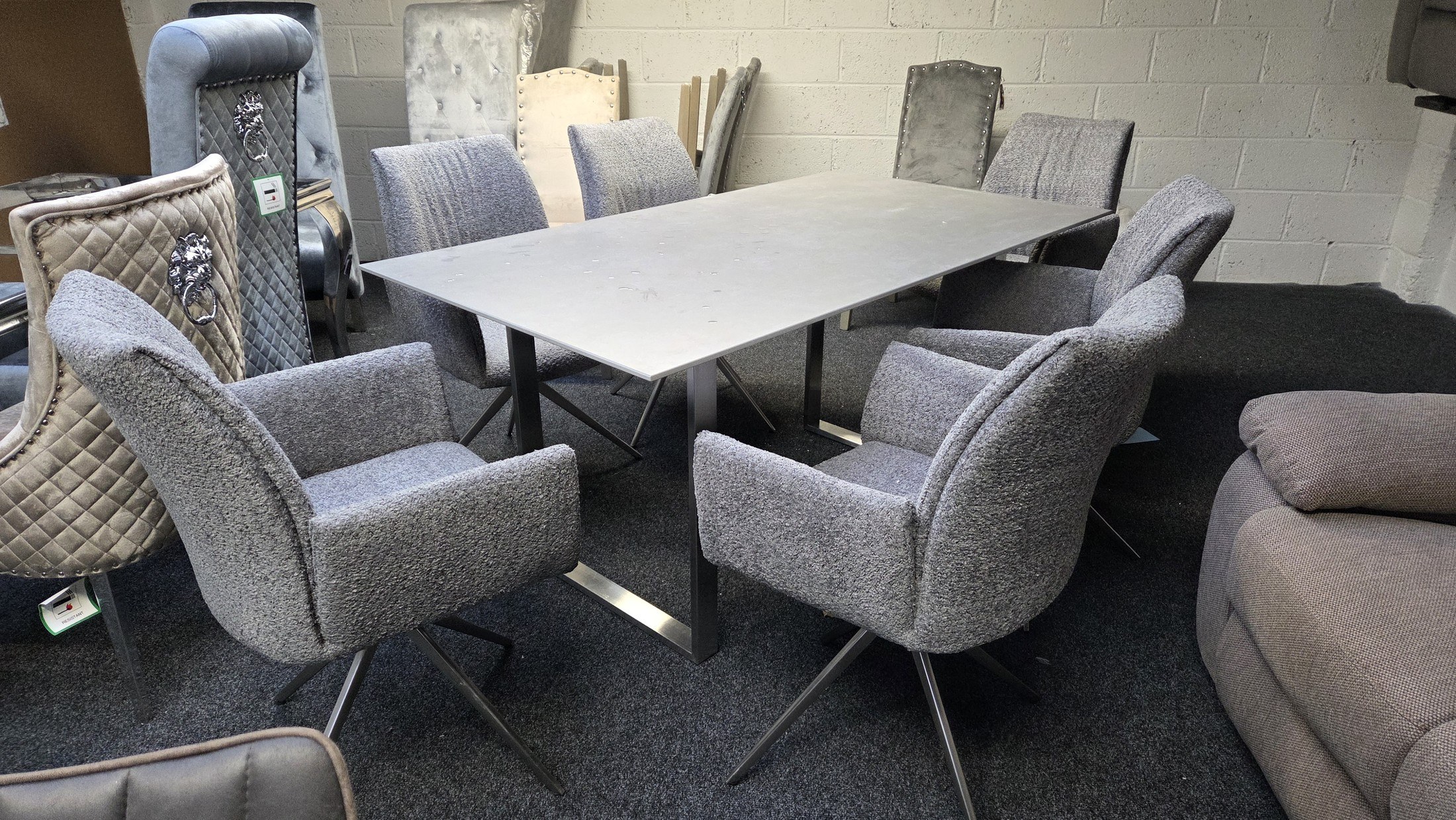 Oslo Dining Set with 6 Rotating Chairs