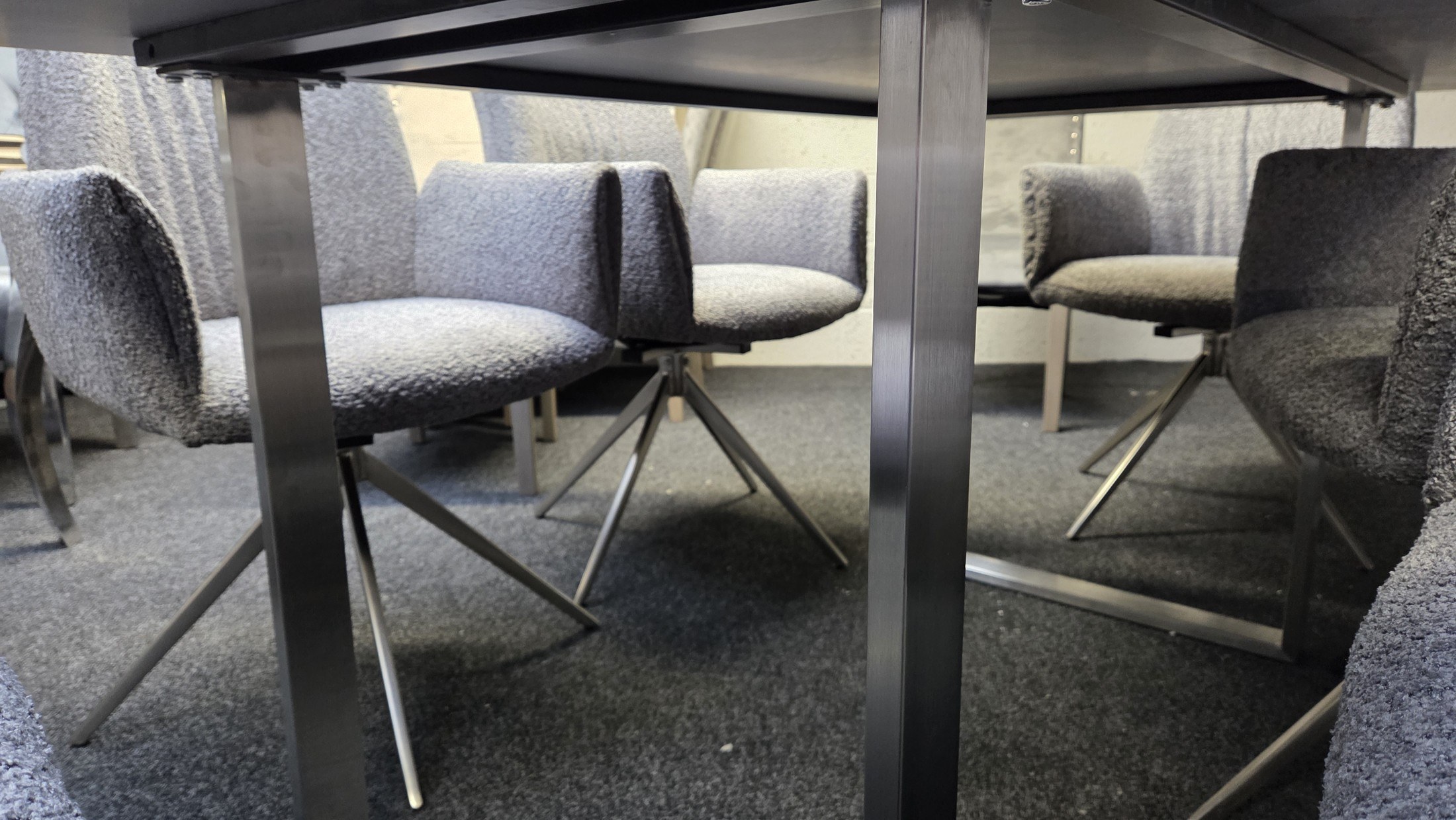 Oslo Dining Set with 6 Rotating Chairs